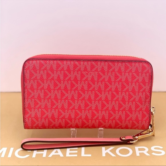 Michael Kors Jet Set Travel Large Phone Case Wristlet Wallet Coral Reef - Picture 4 of 13